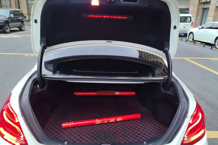 Used Mercedes-Benz C-Class 2017 Facelift C 200 L Sport Edition