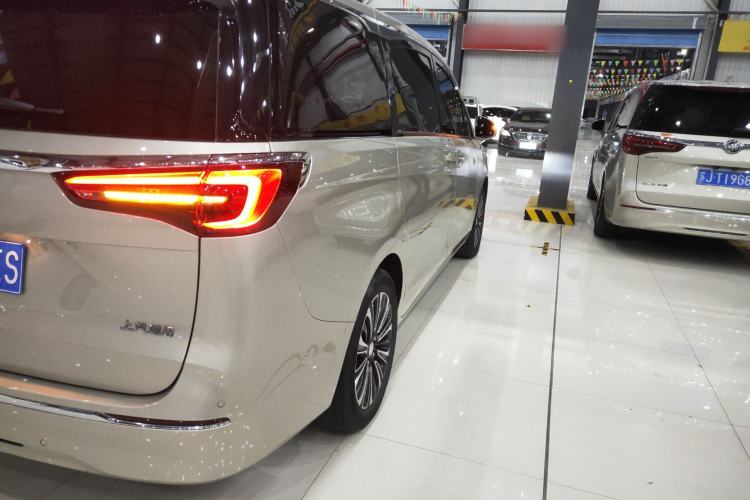 Used Buick GL8 2021 ES Landtrek 653T Luxury Model