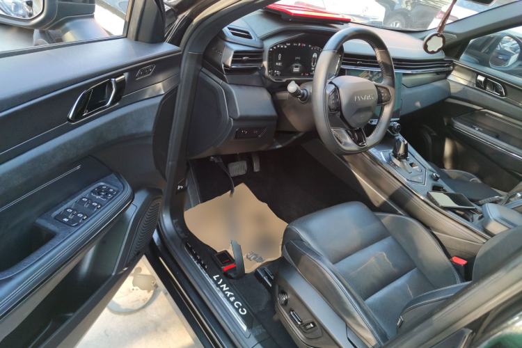 Used Lynk & Co 01 2021 2.0TD Four-Wheel Drive Dark Night Edition
