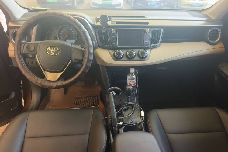 Used Toyota RAV4 2013 2.0L CVT Two-Wheel Drive Urban Edition
