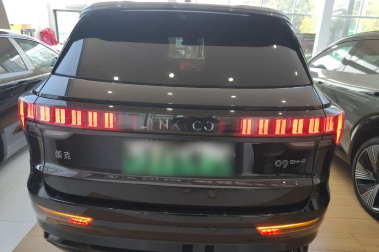 Used Lynk & Co 09 EM-P 2024 2.0TD EM-P Four-Wheel Drive ULTRA Six-Seater