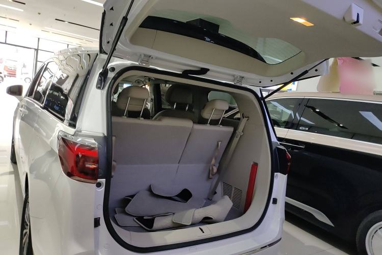 Used Buick GL8 2023 ES Lu Zun Comfort Model
