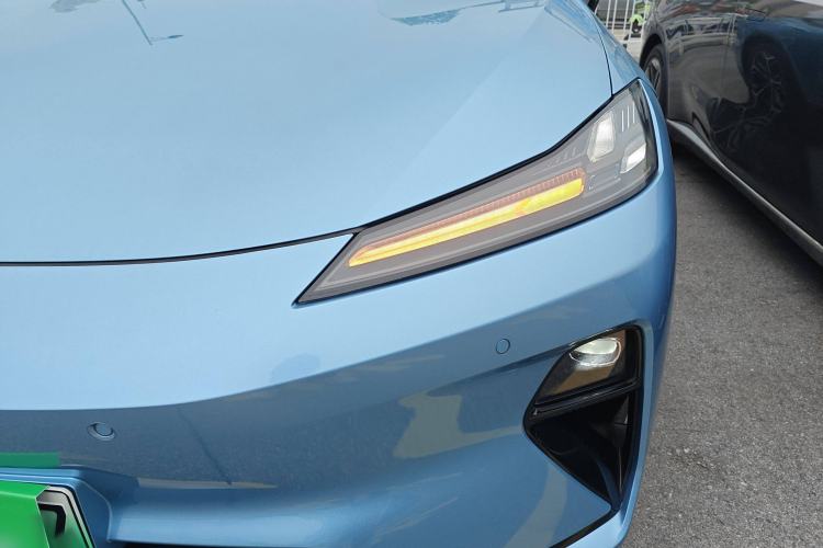 Used  L07 2024 230Max Qiankun Intelligent Driving ADS SE Range-Extended Version
