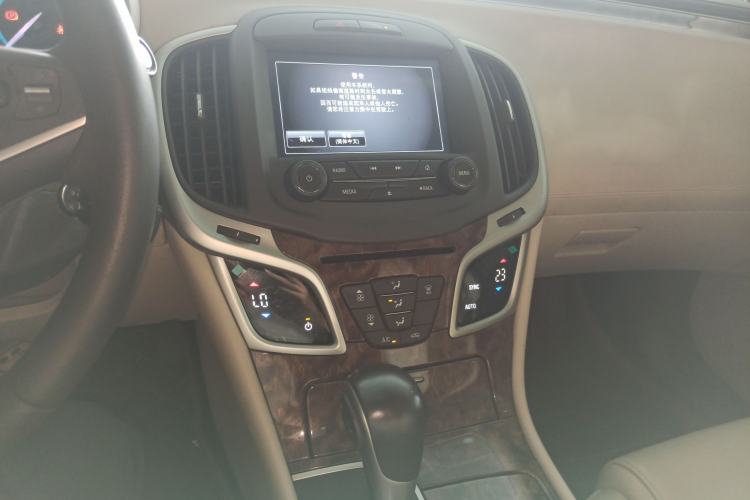 Used Buick LaCrosse 2013 2.4L SIDI Leading Comfort Version
