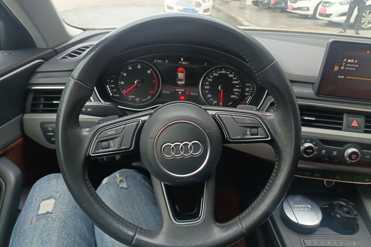 Used Audi A4L 2019 40 TFSI Ambition China VI