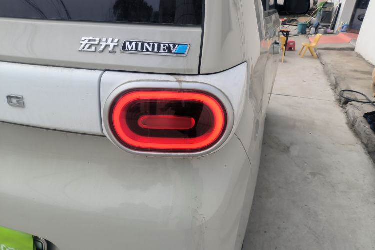 TDK.VehicleDetails.img