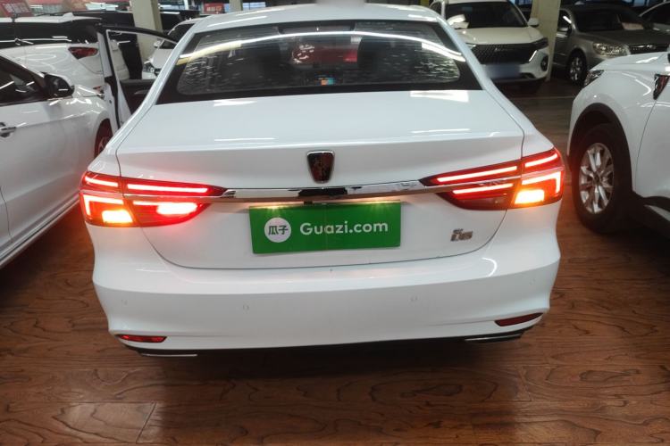 Used Roewe i6 2020 PLUS 1.6L CVT 4G Connected Glory Flagship Edition
