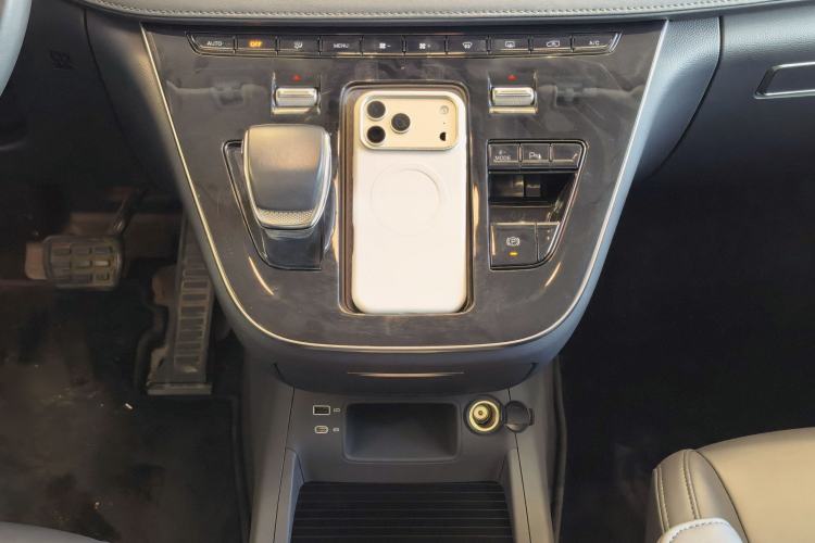 Used Hongqi HQ9 PHEV 2024 2.0T Four-Wheel Drive Business Edition