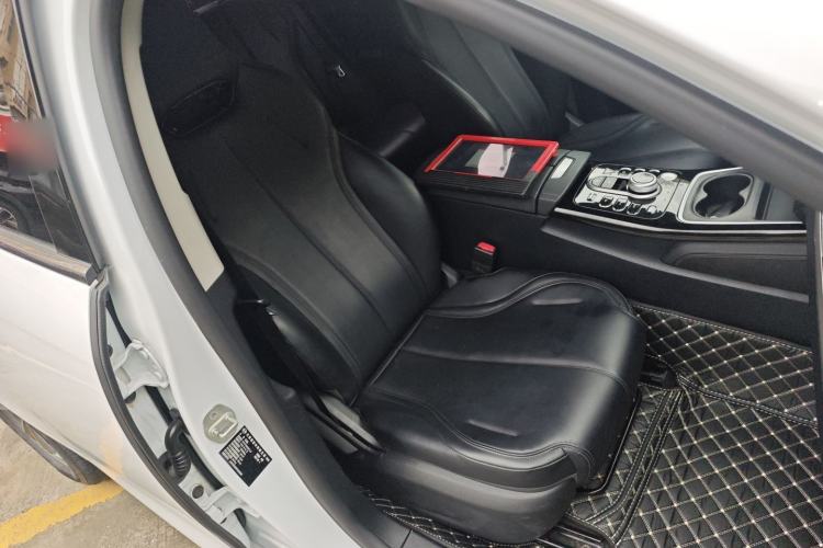 Used BYD Qin PLUS 2021 EV 400KM Leading Comfort Edition
