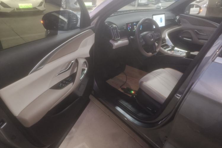 Used BYD Song Pro New Energy 2024 HONOR Edition DM-i 71KM Navigation Model