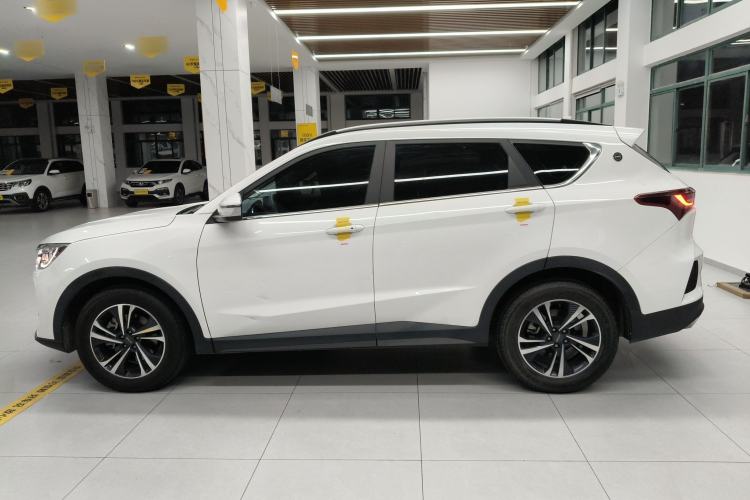 Used JETOUR X70 2023 1.5T DCT Beyond PRO Edition 5-Seater
