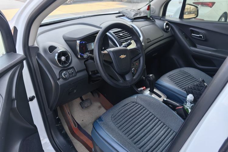 Used Chevrolet Trax 2016 1.4T Automatic Two-Wheel Drive Comfort Version with Sunroof
