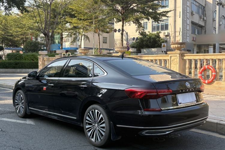 Used Volkswagen Passat 2019 330TSI Prestige Edition China VI Standard
