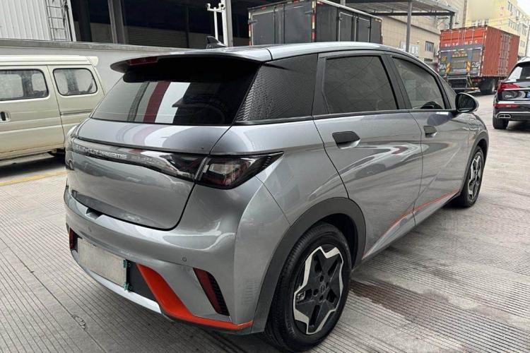 Used BYD Dolphin 2021 405 km Fashion Edition
