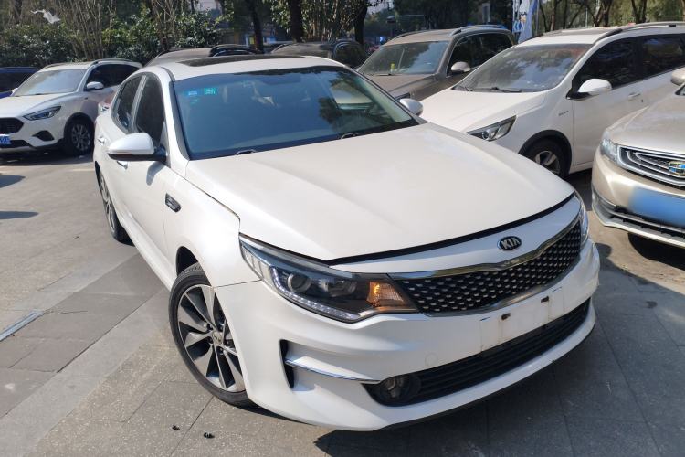 Used Kia K5 2017 2.0L Automatic 15th Anniversary Special Edition LUX
