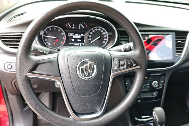 Used Buick Encore 2017 18T Automatic Two-Wheel Drive Urban Fashion Model
