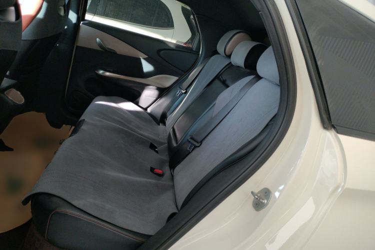 Used BYD Dolphin 2023 420 km Fashion Edition
