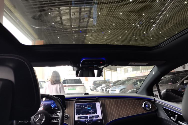 Used Mercedes-Benz EQE 2022 350 First Edition Special Version
