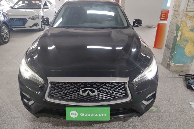 Used Infiniti Q50L 2018 2.0T Enjoyment Version China VI Standard

