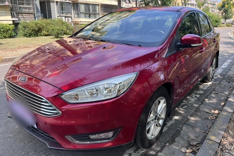 Used Ford Focus 2017 Sedan 1.6L Automatic Fashion Edition Smart Drive Version
