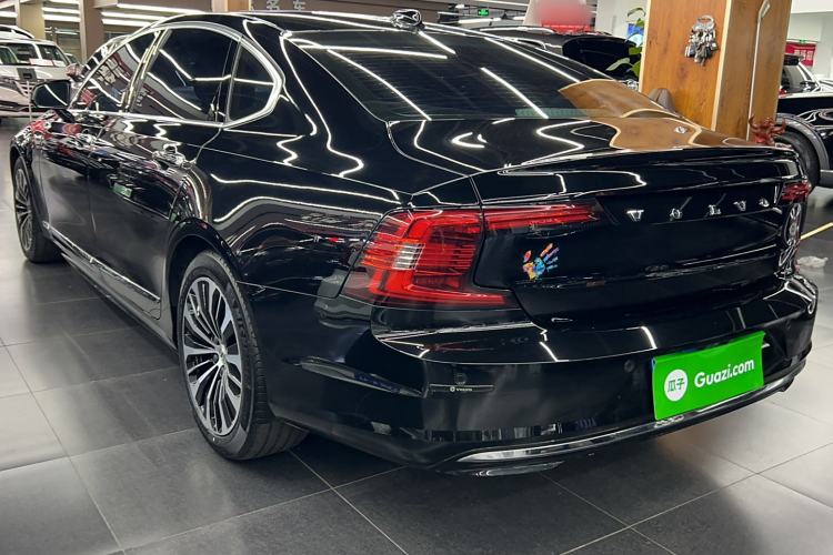 Used Volvo S90 2023 B5 Zhiyi Luxury Edition
