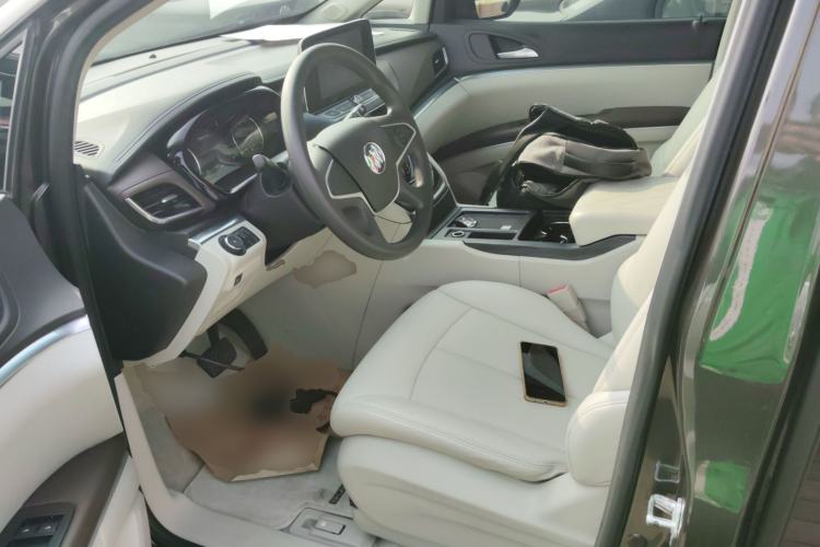 Used Buick GL8 2021 Land Cruiser Executive Class 652T Comfort Model