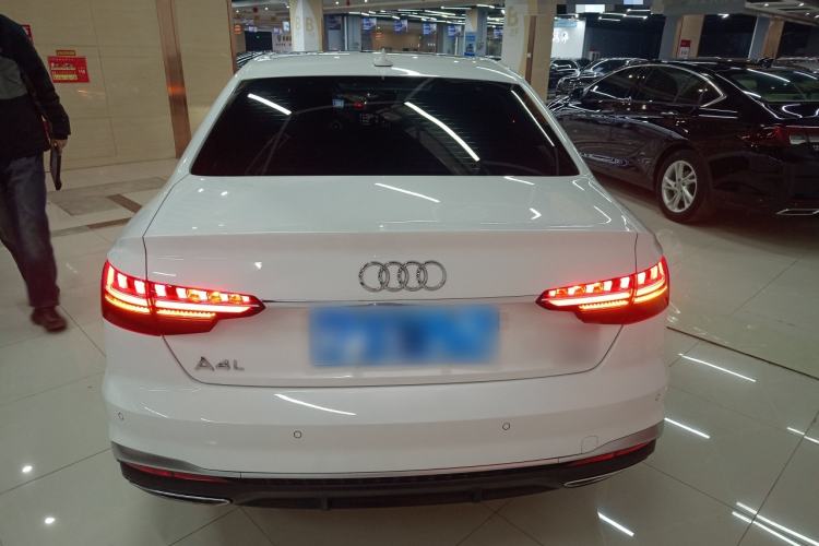 Used Audi A4L 2022 40 TFSI Fashion Dynamic Model