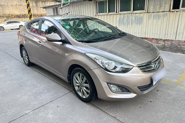 Used Hyundai Elantra 2015 1.6L Automatic Fashion Model
