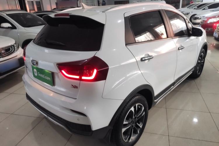 Used Geely Auto Vision X3 2019 Upgraded Model 1.5L Manual Elite Version