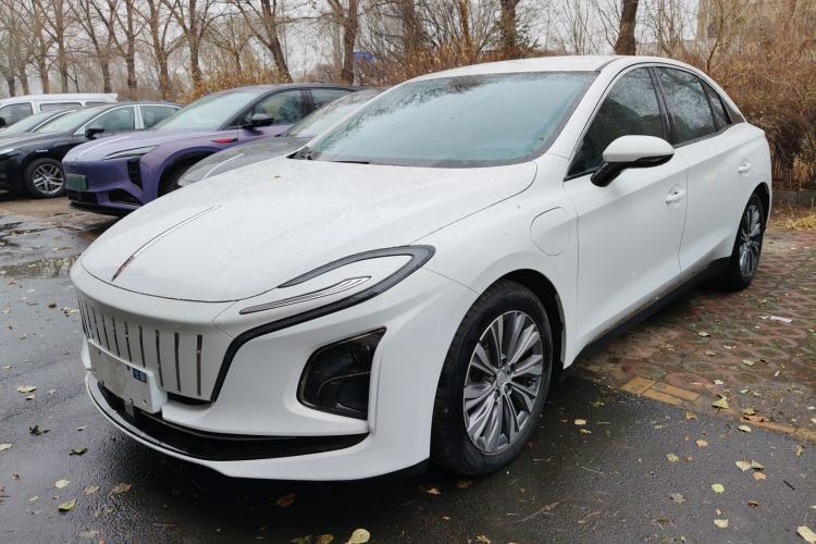 Used Hongqi E-QM5 2023 620km PLUS
