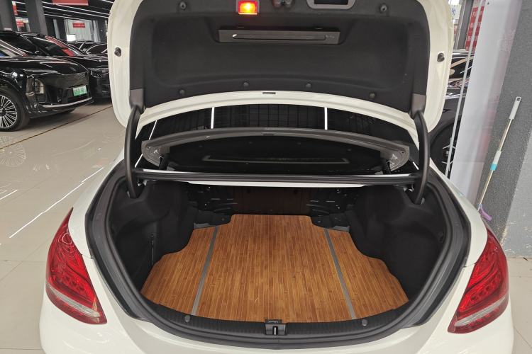 Used Mercedes-Benz C-Class 2018 C 180 L Fashion Edition Sport Version