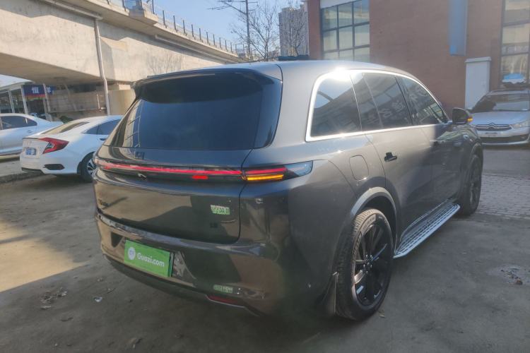 Used Li Auto L8 2023 Air model
