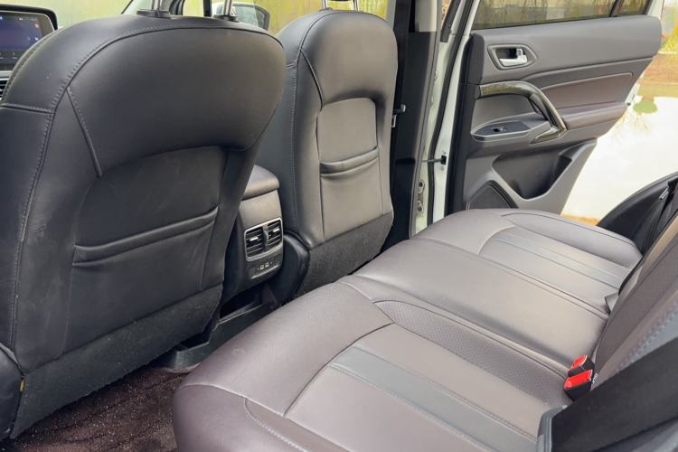 Used GAC Trumpchi GS4 2018 235T Automatic Two-Wheel Drive Luxury Smart Connectivity Millionth Anniversary Edition
