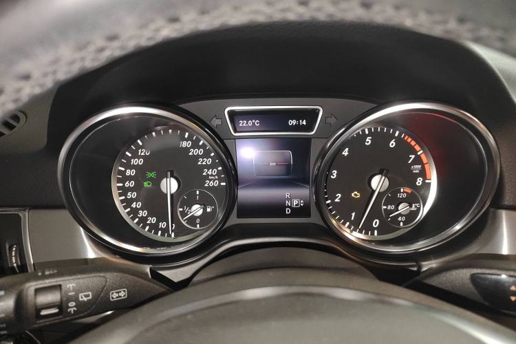 Used Mercedes-Benz M-Class 2015 ML 320 4MATIC