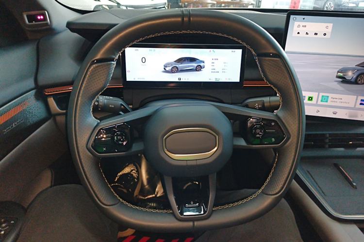 Used Lynk & Co 07 2024 EM-P 126 Long-Range Ultra