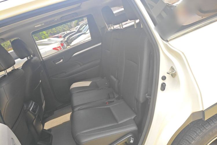 Used Toyota Highlander 2017 2.0T Four-Wheel Drive Luxury Edition 7 Seats
