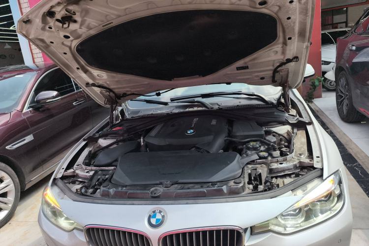 Used BMW 3 Series 2019 320Li Fashion Model
