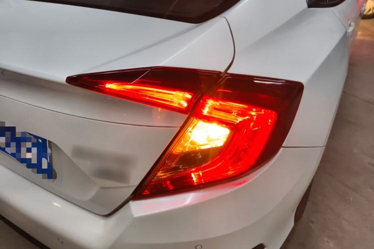 Used Honda Civic 2016 180TURBO CVT Comfort Version
