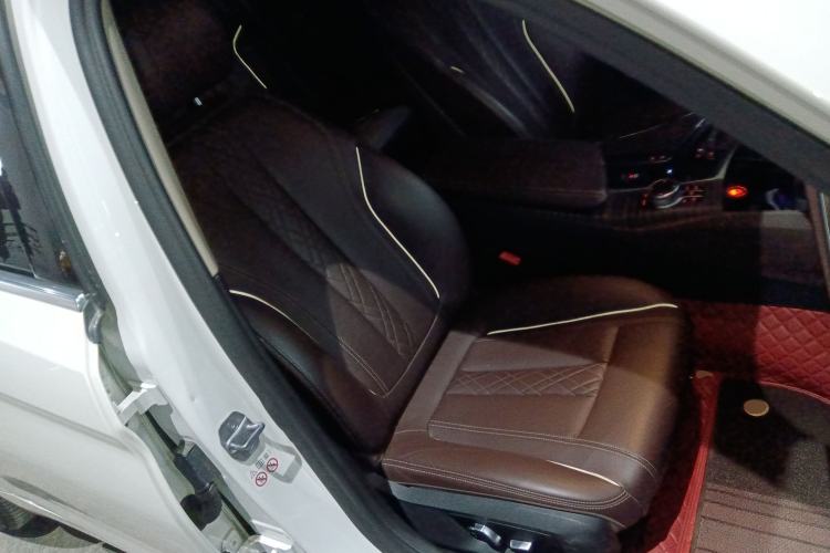 Used BMW 5 Series 2019 530Li Luxury Edition Premium Package
