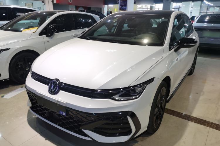 Used Volkswagen Golf 2025 300TSI R-Line