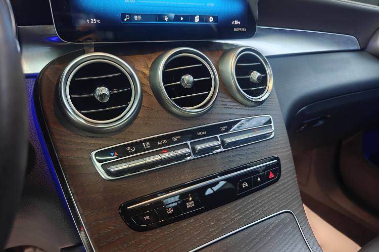 Used Mercedes-Benz GLC 2020 GLC 300 L 4MATIC Dynamic Edition
