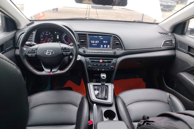 Used Hyundai Elantra 2018 1.4T Dual-Clutch Xuan Dong · Dynamic Edition
