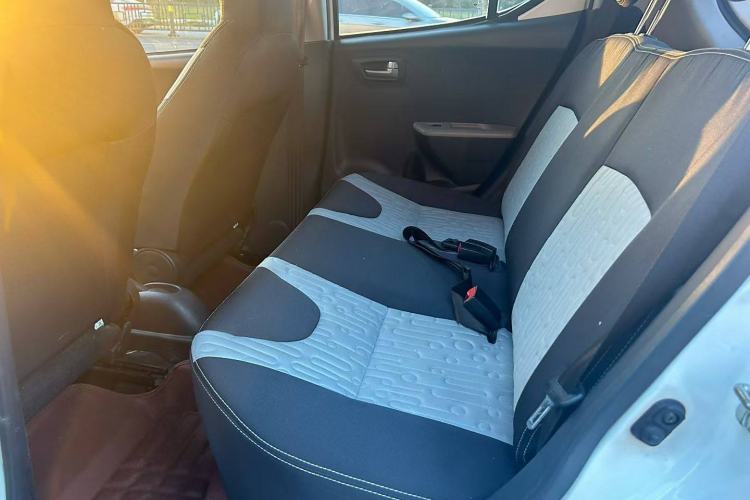 Used Suzuki Alto 2013 1.0L Automatic Luxury Model
