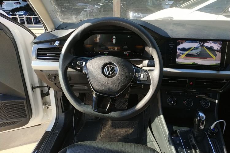 Used Volkswagen Lavida 2022 1.5L Automatic Comfort Edition
