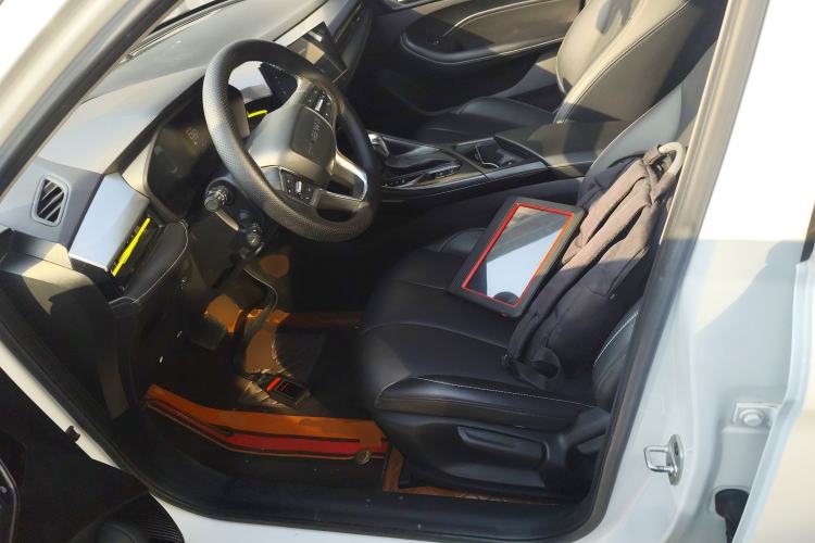 Used Roewe i5 2021 1.5L CVT Diamond Edition
