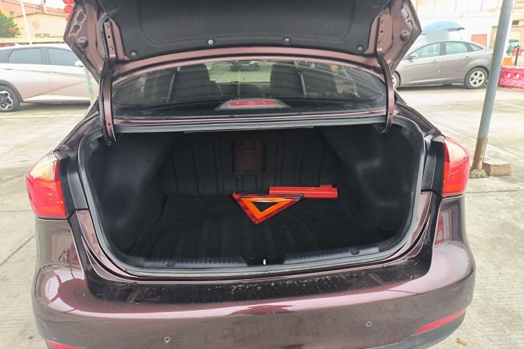 Used Kia K3 2013 1.6L Automatic GLS
