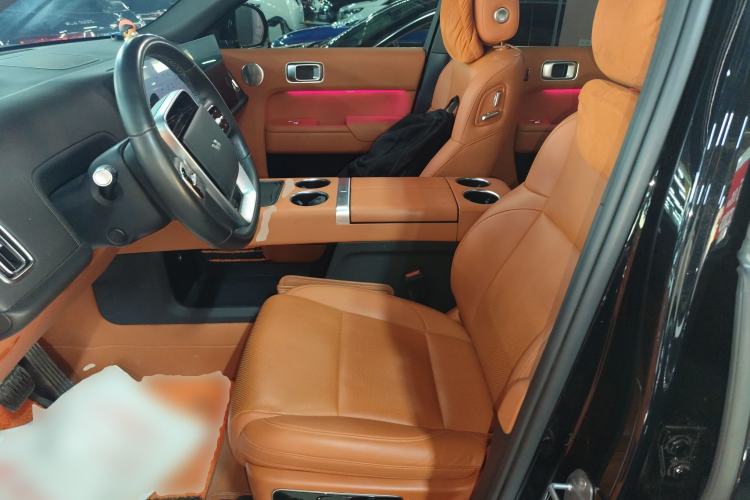 Used Li Auto L8 2023 Air model
