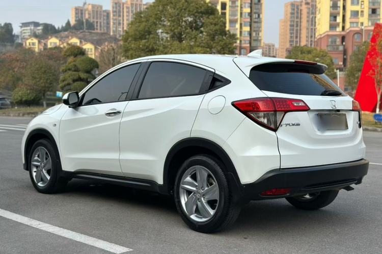 Used Honda Vezel 2020 1.5L CVT Elite Edition
