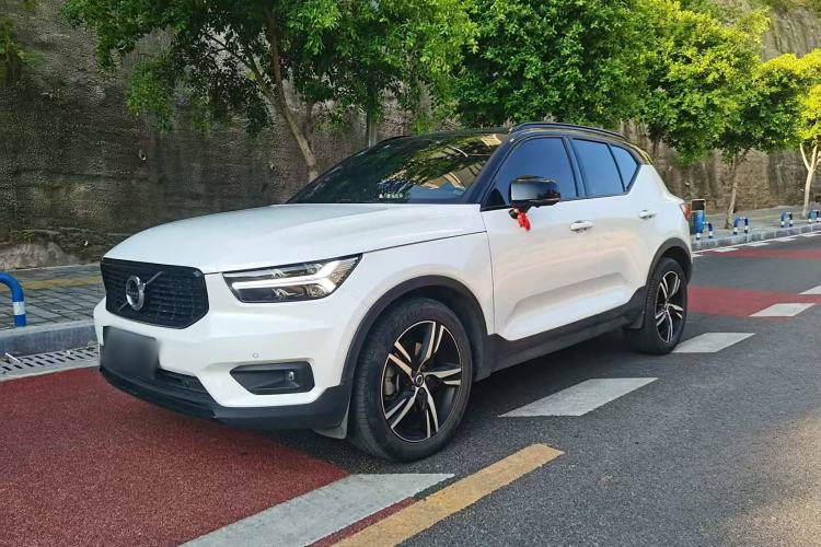 Used Volvo XC40 2020 T4 Four-Wheel Drive Smart & Sporty Edition
