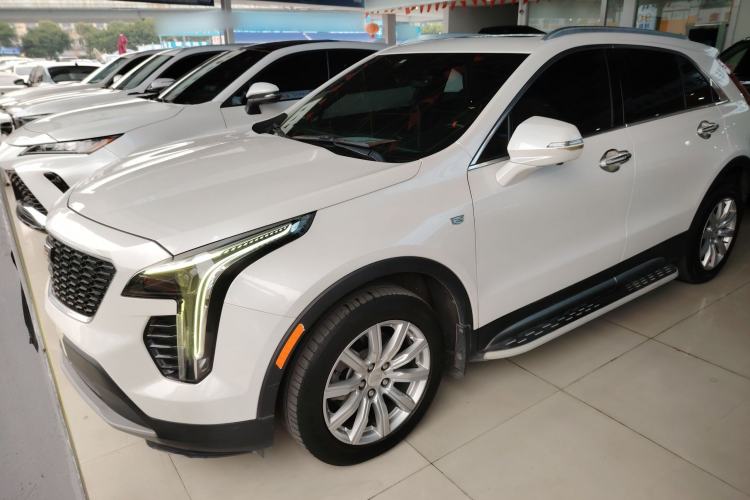 Used Cadillac XT4 2020 28T Two-Wheel-Drive Leading Version
